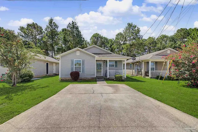 8813 Camshire Cir property photo