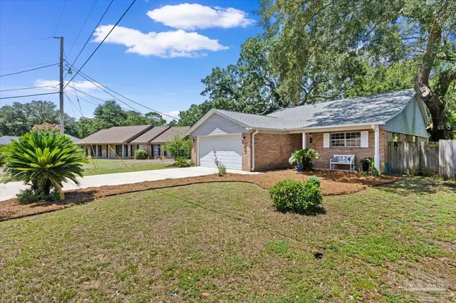 7412 St James Pl property photo