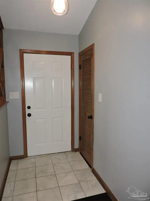 1270 Palisade Rd property photo