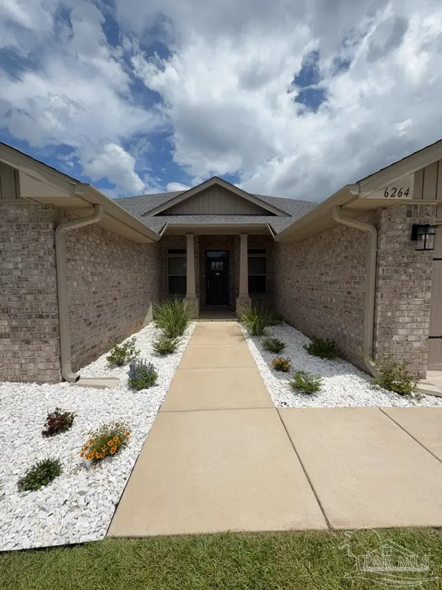 6264 Pineapple Dr property photo