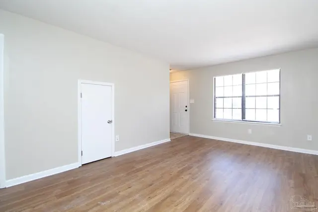 1455 Acorn Ln # H property photo