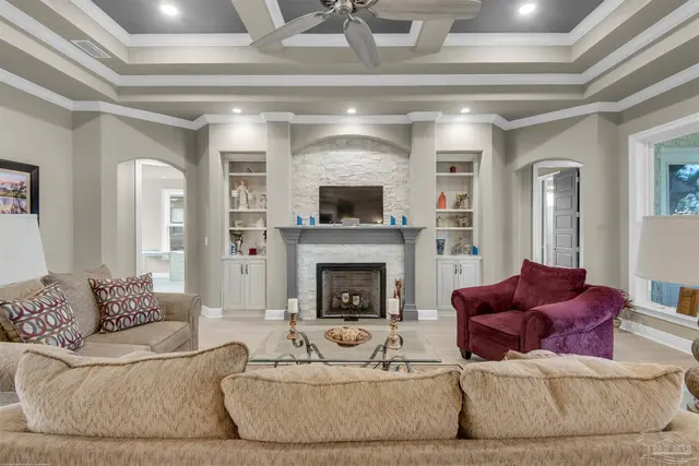 5612 Highland Lake Dr property photo
