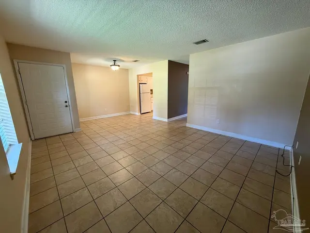 9221 Beatrice Rd property photo
