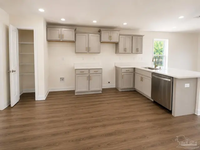 1649 Atlanta Ave property photo